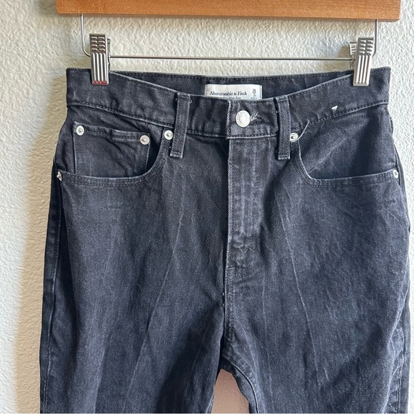 Abercrombie & Fitch High Rise Mom Jean Black Distressed Women’s Size 26 or 2 - Picture 2 of 10